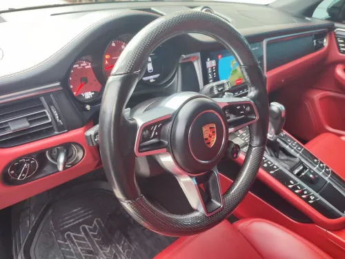 Porsche Macan 2019 GTS full black