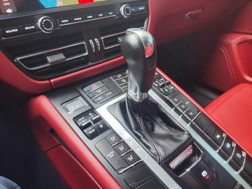 Porsche Macan 2019 Kit GTS full black