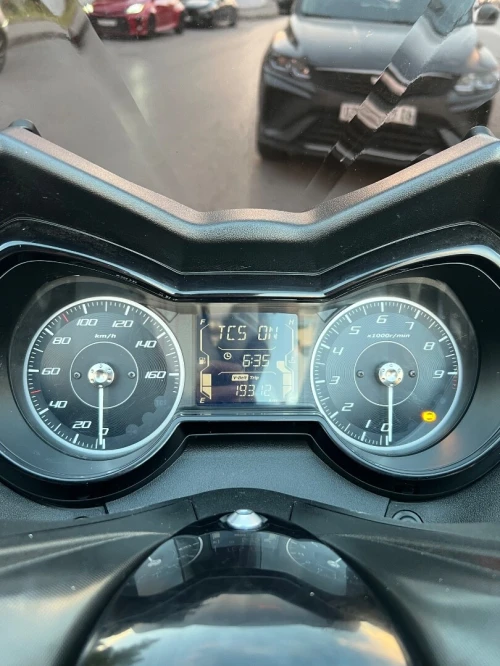 Yamaha Xmax 2023