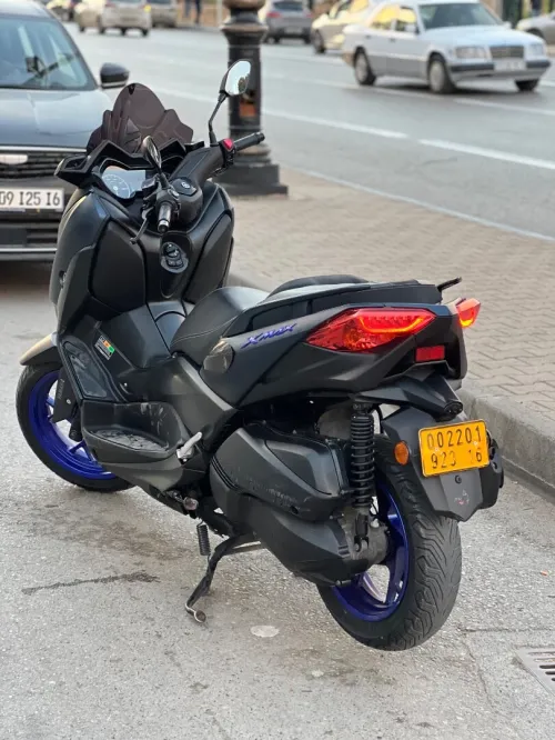 Yamaha Xmax 2023