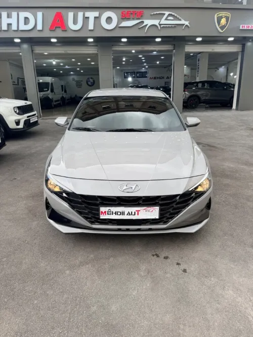 Hyundai AVANTE 2023 Avante
