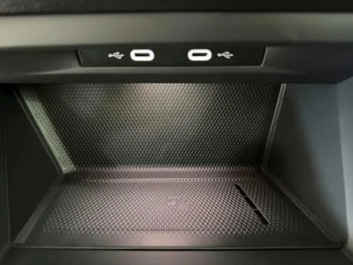 Volkswagen Golf 8 2025 Pro R-line