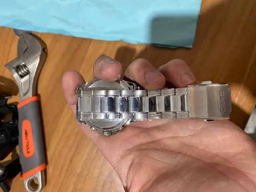 Montre CASIO Homme Acier  Design moderne & Fiable