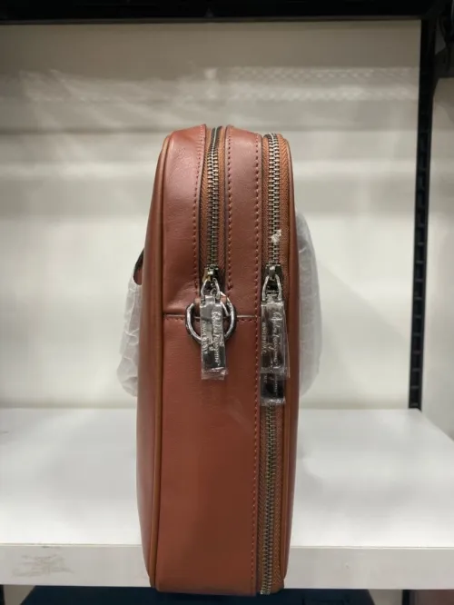 Cartable en cuir véritable SALVADOR FERRAGAMO