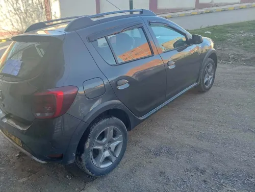 Dacia Sandero 2018 Laureate 