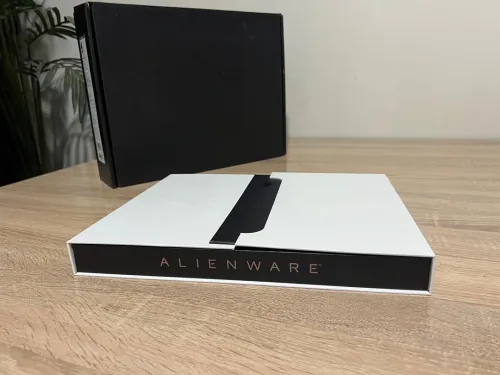 DELL ALIENWARE X16 Ultra 9 185H -32 Go- 1TB SSD -16 pouce - RTX 4090 16 GB.