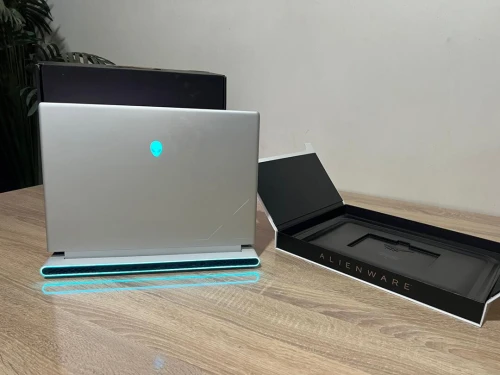 DELL ALIENWARE X16 Ultra 9 185H -32 Go- 1TB SSD -16 pouce - RTX 4090 16 GB.