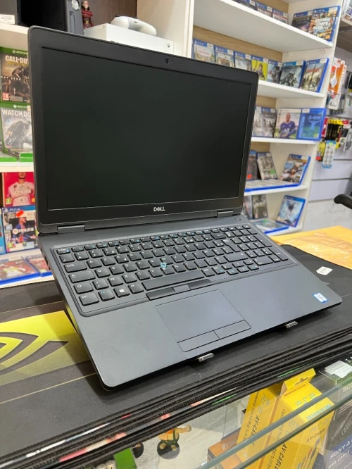 DELL i5 7ème 4G DDR4 256 SSD