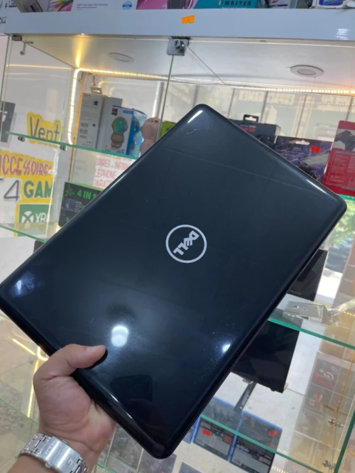 Laptop DELL i5 7ème 