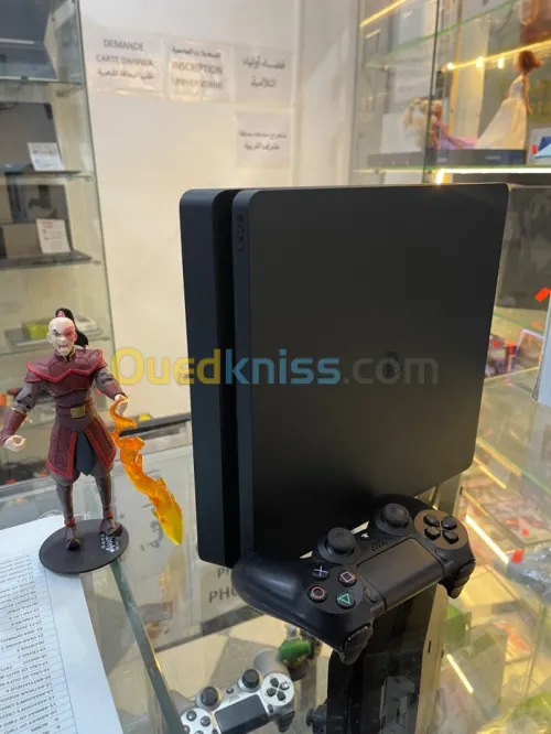 Ps4 slim flashé
