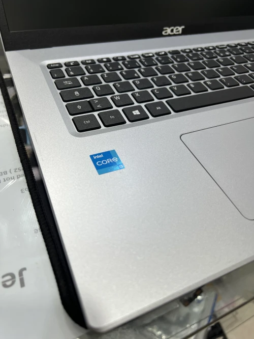 Laptop Acer i3 11ème 8G Ram 256SSD