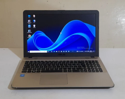 Pc portable asus