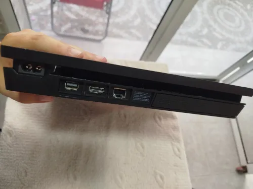 PLAY 4 SLIM FLASHÉ 1 TERA 