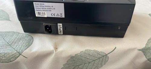 Onduleur 850VA 6 sortie prises Fr 