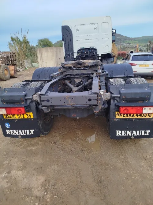 Renault Kirax 440 2012