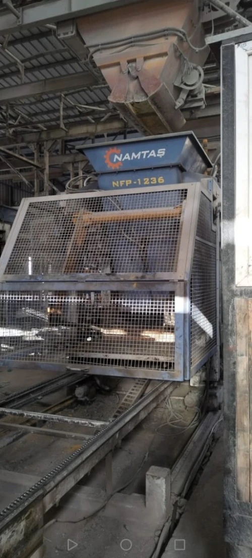 NAMTAS 1236 آلة صنع البلاط pavi بروردور