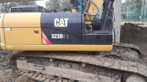 Cat Cat 323 dl 2 2017