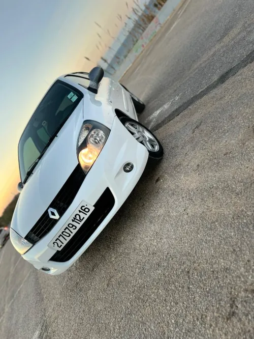 Renault Clio Campus 2012 Clio Campus