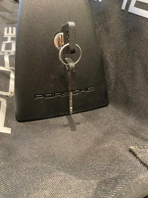 Barres de toit Porsche macane et Audi Q5