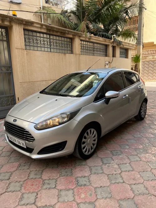 Ford Fiesta 2014 Trend Look