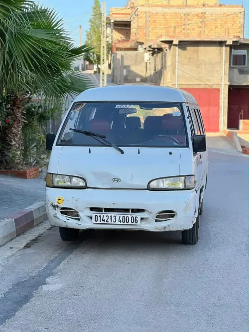 Hyundai H100 15 places 2000