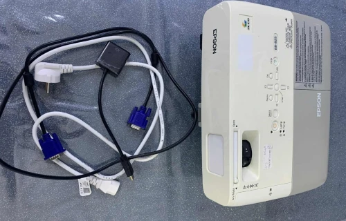DATASHOW EPSON EB-825