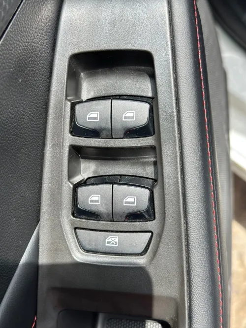 MG MG5 2026 