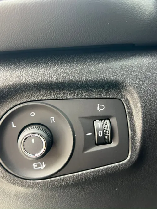 MG 5 2025 Luxry