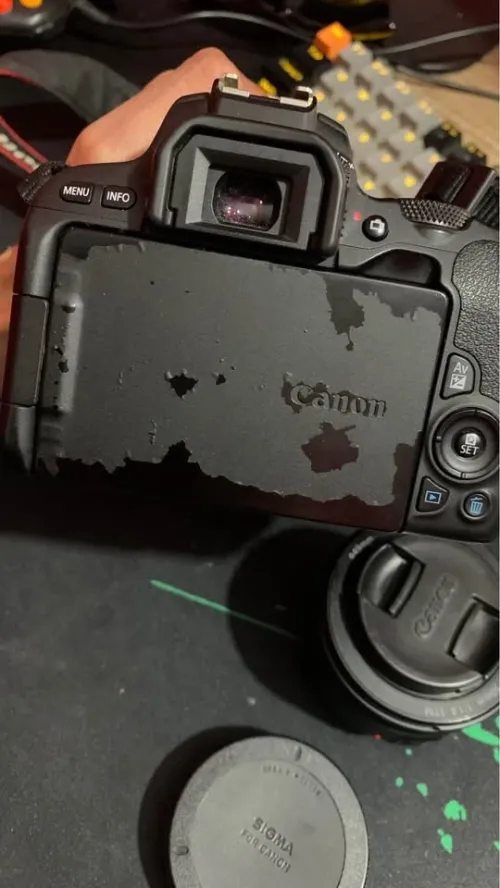Canon 200d Avec 2 objective