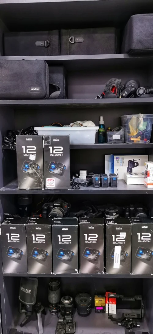 Gopro black 12 et 13 jamais utilisé