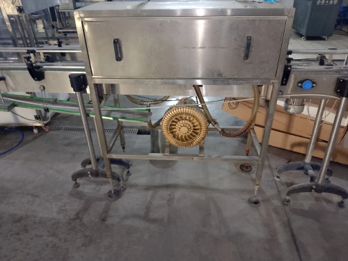 Ligne de production de production d'eau minérale 0.5L automatique et complète