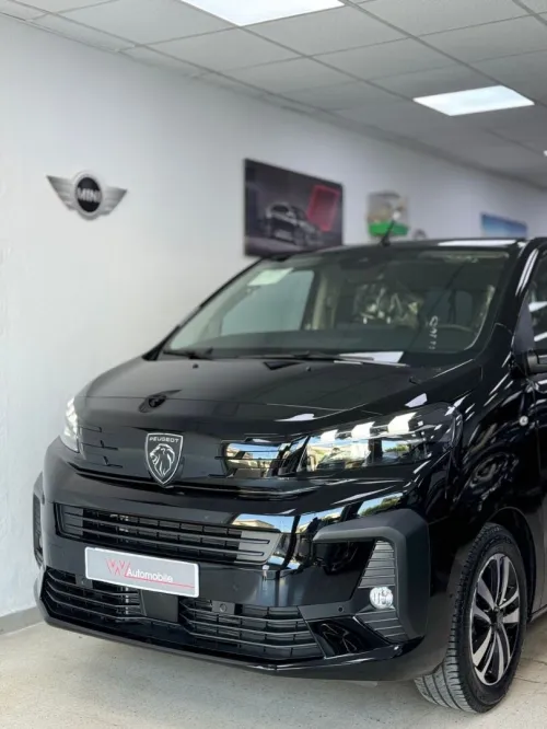 Peugeot TRAVELLER 2026 VIP