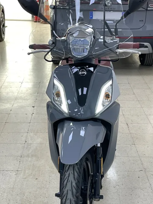 Sym St 2024 200