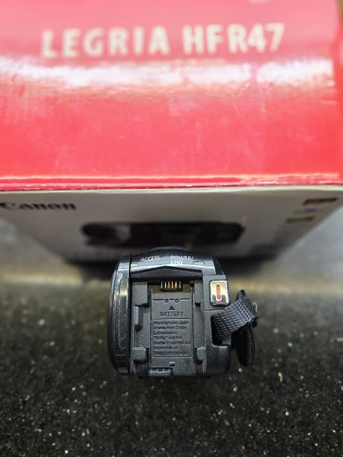 CANON LEGRIA HF R47