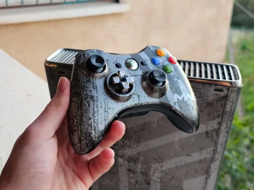 xbox 360 slim edition mw3