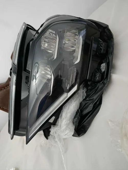 Feux c4/// اضواء