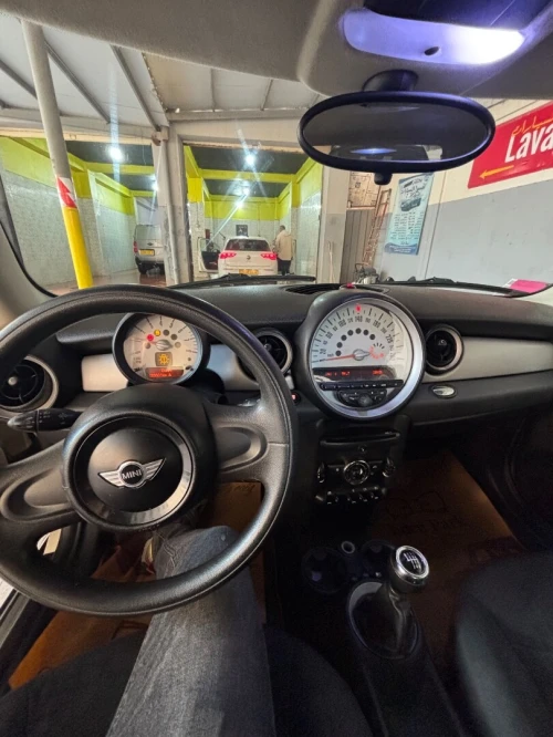 Mini Mini 2012 One