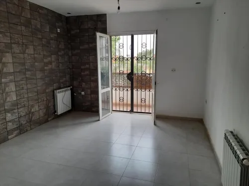Location Appartement Niveau de villa F4 Alger Khraissia