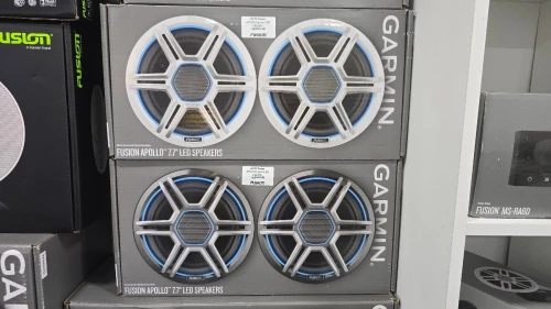 Haut Parleur Marin FUSION APOLLO 7.7"400W LED 