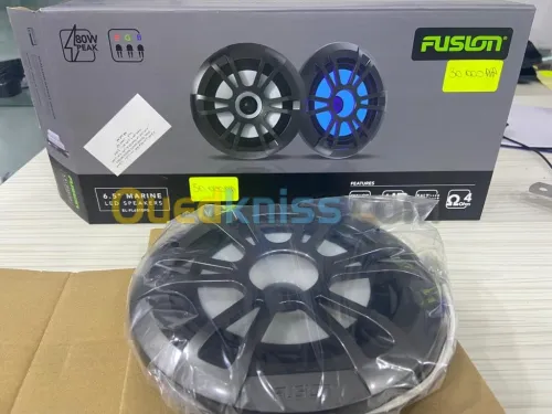 FUSION Haut Parleur Marine LED 6.5