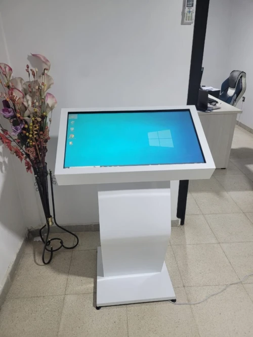 Borne Interactive (Tactile) En Acier 32 POUCES