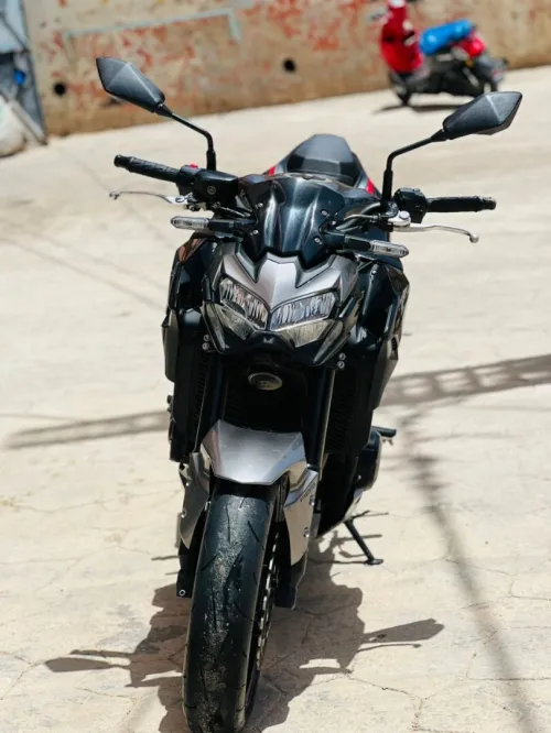 Kawazaki Z900 2023