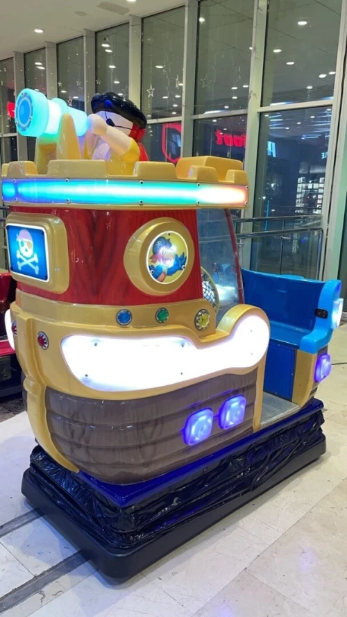 Caroussel et monneyeurs en très bon état 