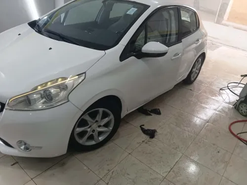 Peugeot 208 2015 Active