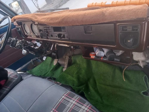 Toyota B30 1987