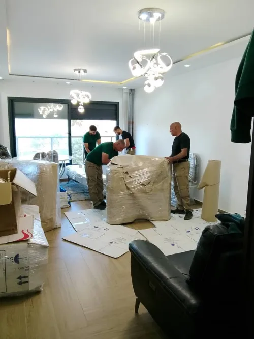 Demenagement transport de marchandise ترحيل المنازل نقل البضائع