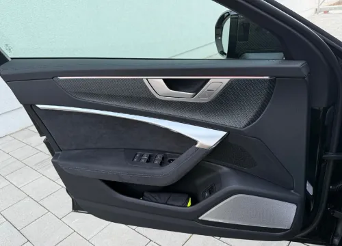 Audi RS6 Avante  2025 Performances