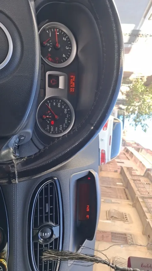 Renault Clio 3 2011 Night and Day