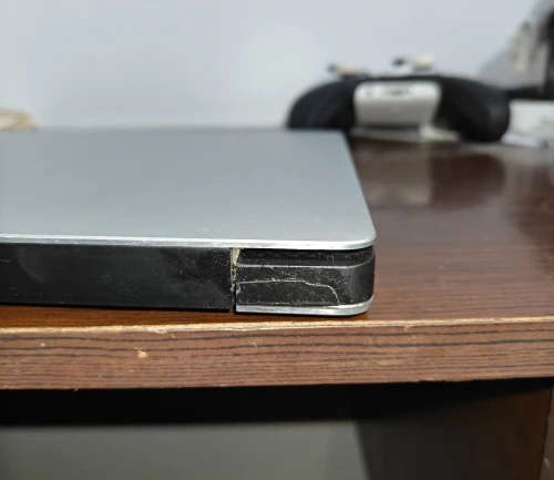 Dell XPS 15 7590 GTX 1650 8/256