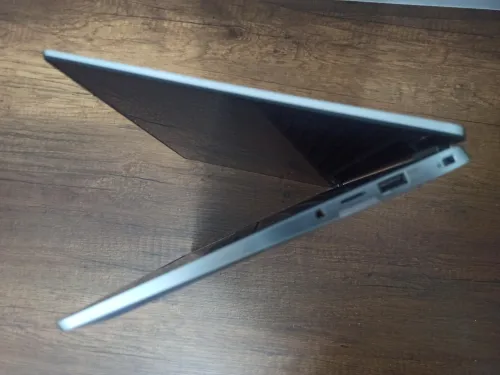 dell latitude 7400 2 in 1 core i7 8th gen 16/512 ssd
